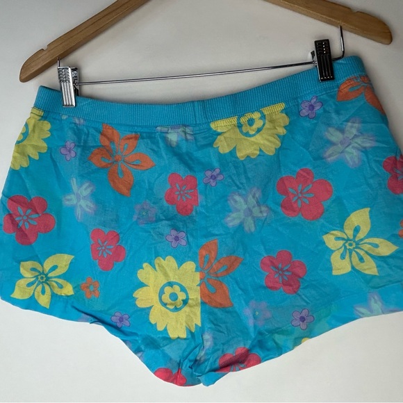 Victoria's Secret Blue with Floral Pajama Shorts Medium - Picture 13 of 13